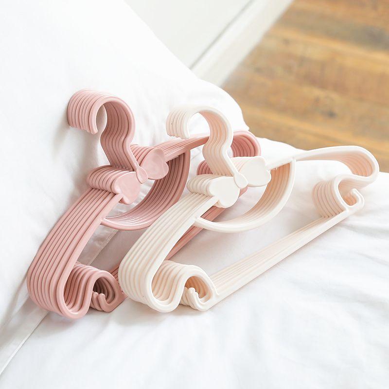 Mini Clothes Hangers - 5pc